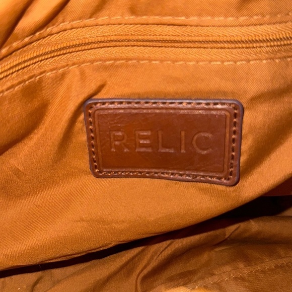 Beautiful Brown Relic Purse Shoulder Bag -Faux‎ Leather - Picture 6 of 15